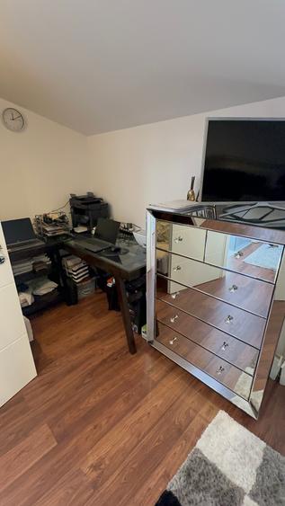 Duplex cu 5 camere cu Canalizare în Est