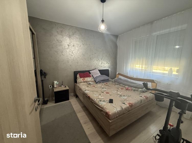 Apartament cu 2 camere decomandat în Ronaț