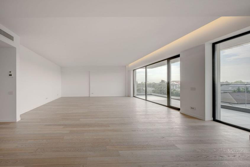 Apartament cu 4 camere decomandat în Nord