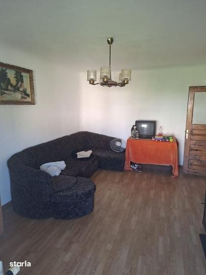 Apartament cu 4 camere decomandat în 1 Mai