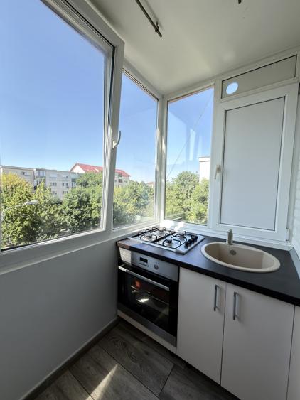 Apartament 3 camere, 2 bai, decomandat, 65 mp utili - Calea Girocului - 16
