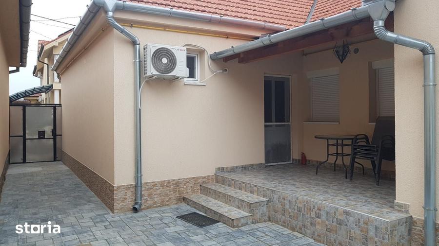 Casă cu 4 camere cu Teren 500 Mp în Iosia