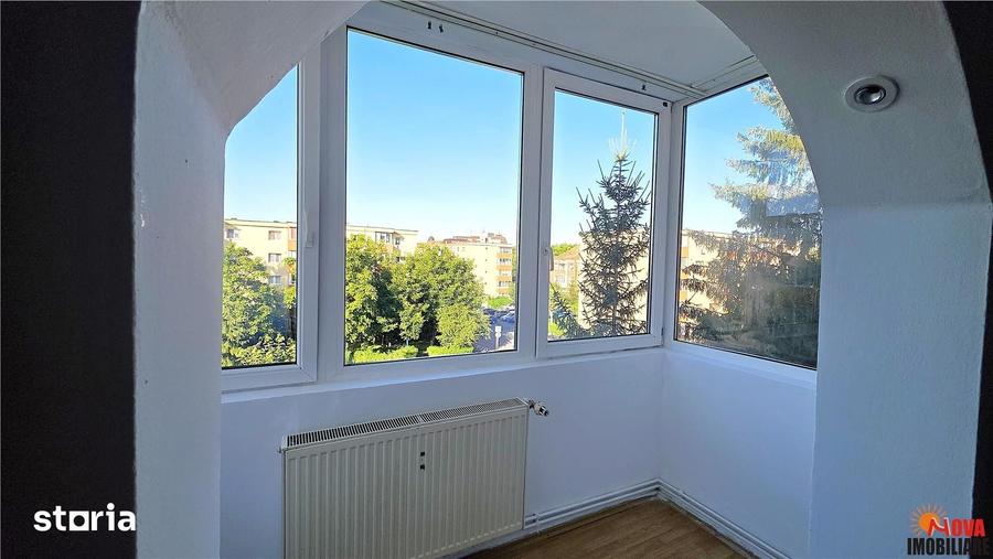 Apartament cu 2 camere decomandat în Triaj