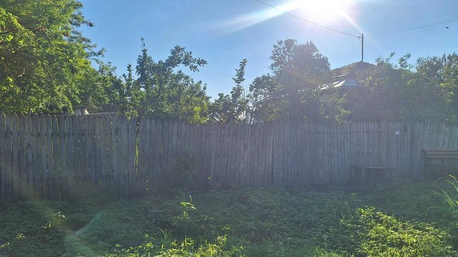 Casă cu 4 camere în Izvoru