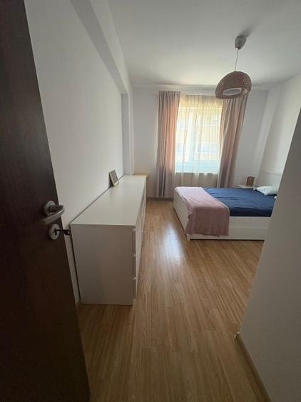 Apartament cu 2 camere decomandat, mobilat în Central
