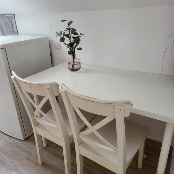 Apartament cu 2 camere decomandat în Florești