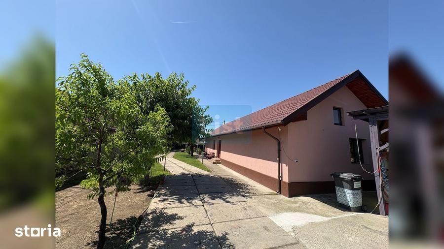 Casă cu 5 camere cu Teren 730 Mp în Târgșoru Vechi