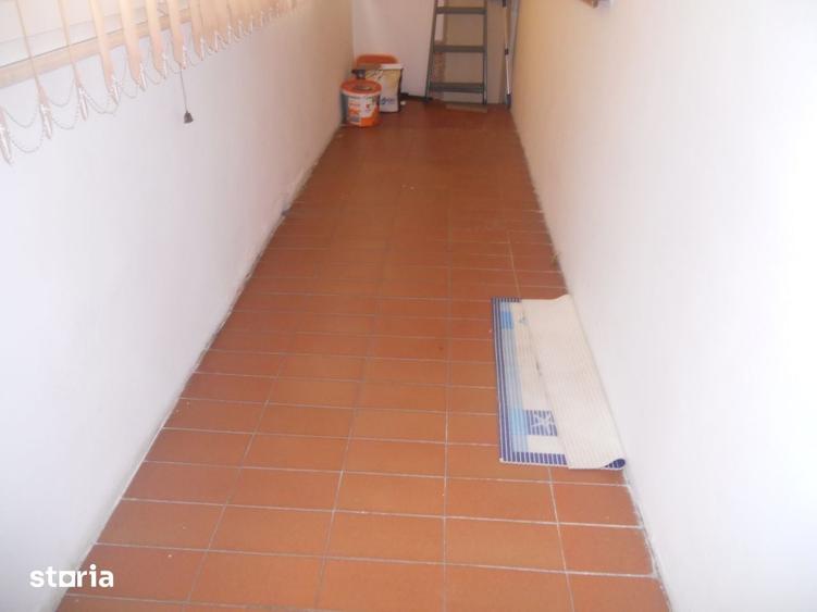 Etajul 1-zona Mall Galeria - 11