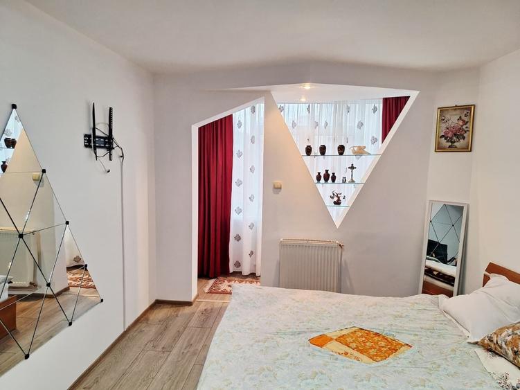 Apartament cu 2 camere semidecomandat în Exterior Vest