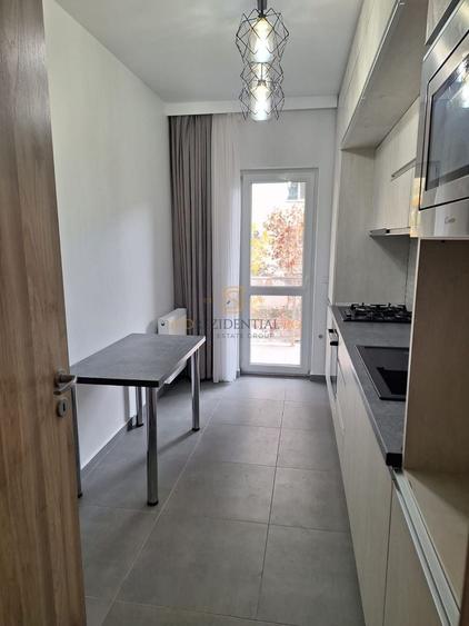Apartament cu 2 camere decomandat, mobilat în Berceni