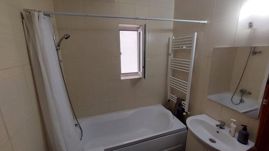 Apartament cu 3 camere în Arhitecților - Calea Cisnădiei