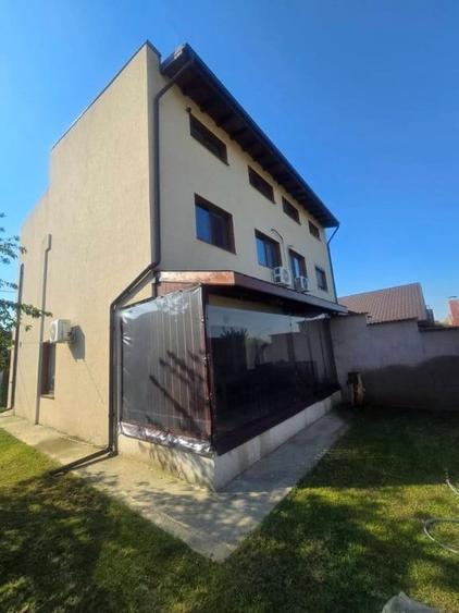 Casă cu 4 camere cu Teren 260 Mp în Berceni