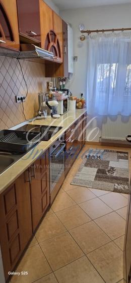Apartament cu 2 camere decomandat în Florești