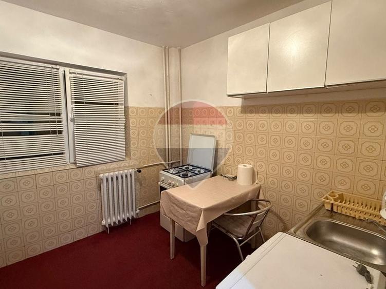 Apartament cu 2 camere semidecomandat, mobilat în Moșilor