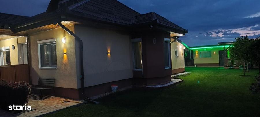 Casă cu 3 camere în Central