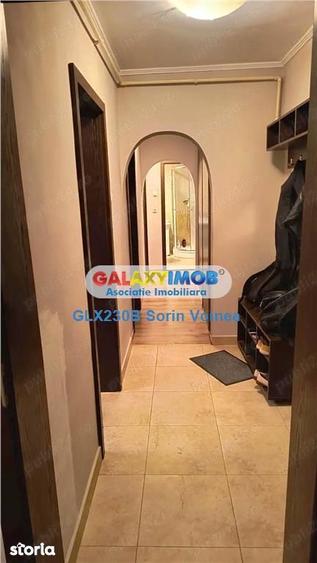 Apartament cu 3 camere decomandat în Jilava
