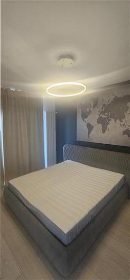 Apartament cu 3 camere decomandat în Romană