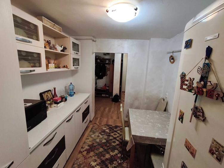 Apartament cu 2 camere decomandat în Crișan