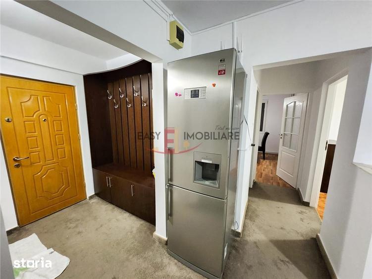 Apartament cu 3 camere decomandat în Unirii