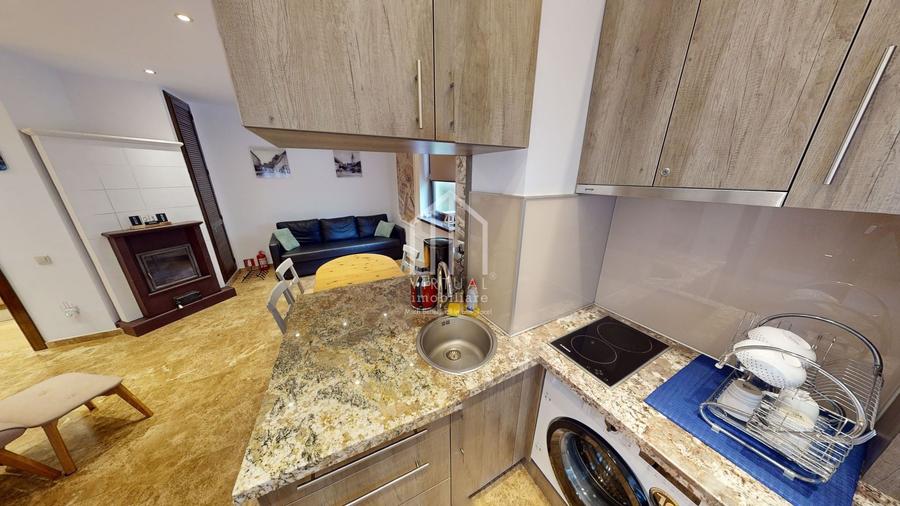Apartament cu 3 camere semidecomandat, mobilat în Ultracentral