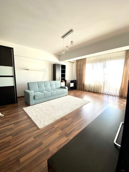Apartament cu 2 camere semidecomandat, mobilat în Vitan Mall