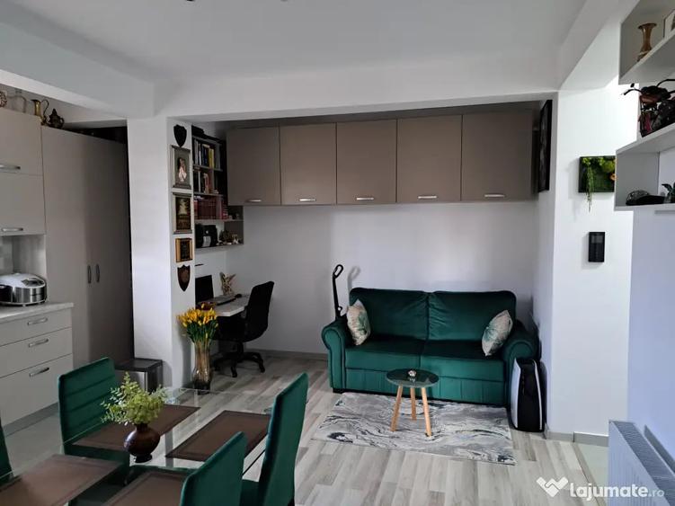 Apartament cu 2 camere decomandat în Bucium