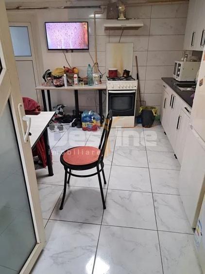 Casă individuală cu 4 camere cu Canalizare în Chiajna