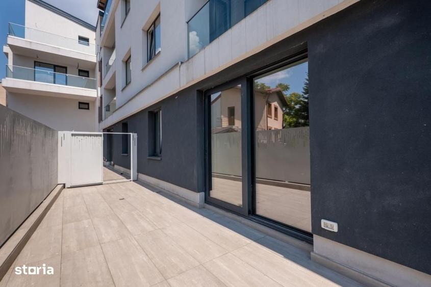 Apartament cu 3 camere în Matei Voievod