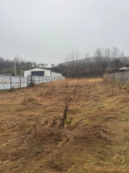 Teren de 1758 mp, în Drăganu