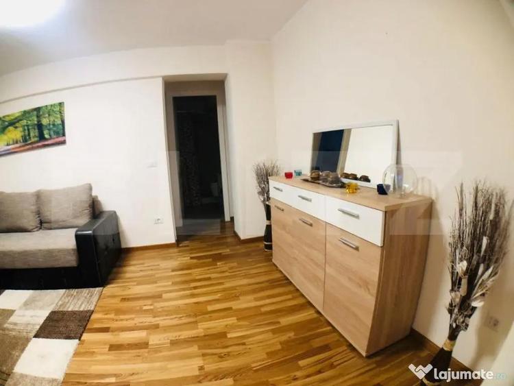 Apartament cu 2 camere semidecomandat în George Enescu
