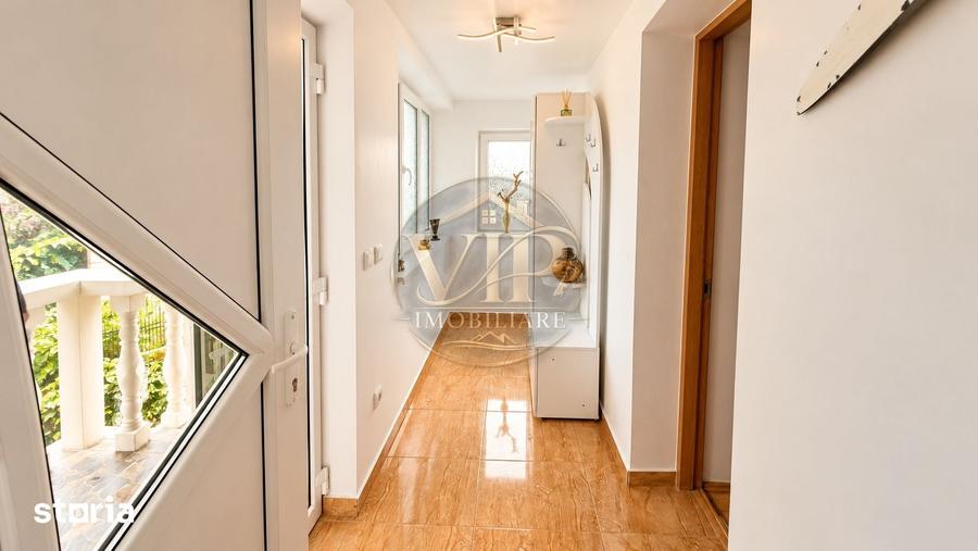 Casă cu 4 camere cu Teren 1739 Mp în Meteș