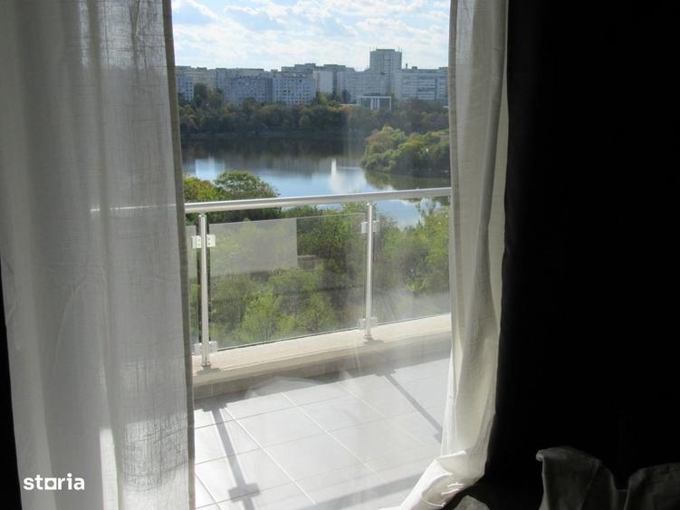 Apartament cu 3 camere semidecomandat, mobilat în Fundeni