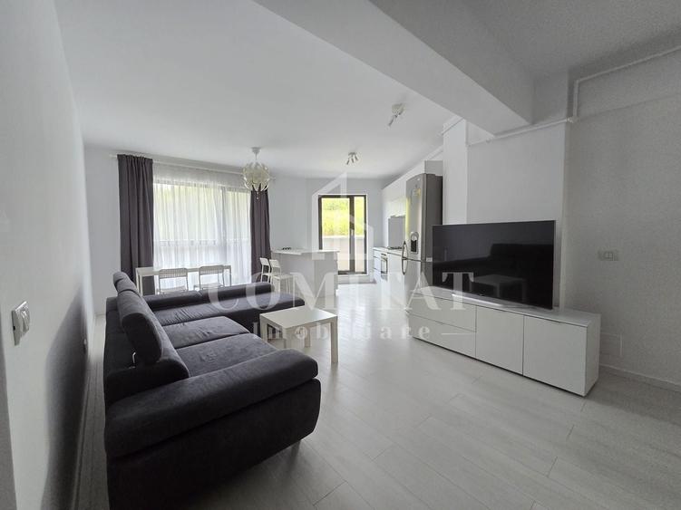 Apartament cu 2 camere semidecomandat, mobilat în Zorilor