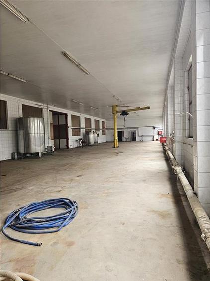 Spațiu industrial, de 2,200 mp, în Mârșa