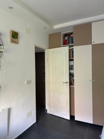 Garsonieră decomandată, mobilată în Gruia