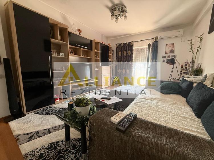 Apartament cu 3 camere decomandat, mobilat în Frumușani