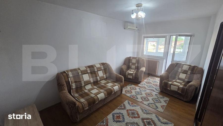 Apartament cu 2 camere decomandat în Industrială