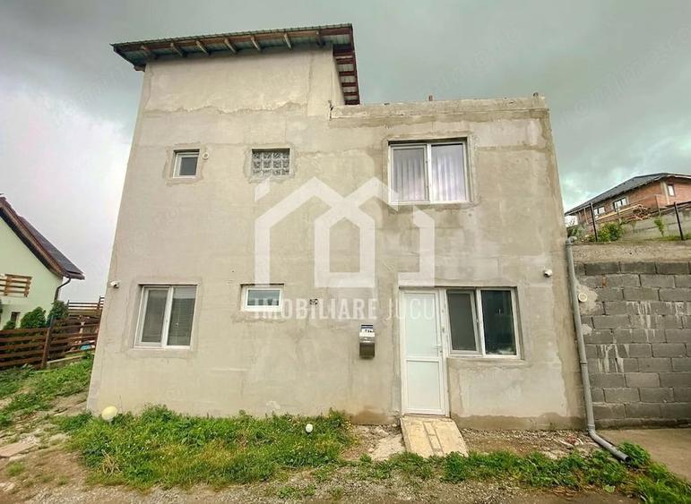 Casă cu 3 camere cu Teren 520 Mp în Jucu