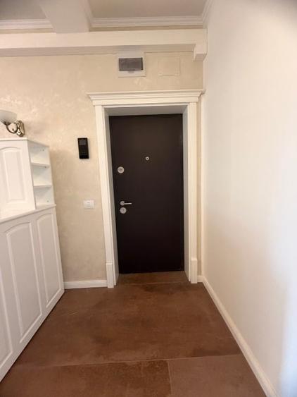 Apartament cu 3 camere decomandat, mobilat în Dumbrăvița