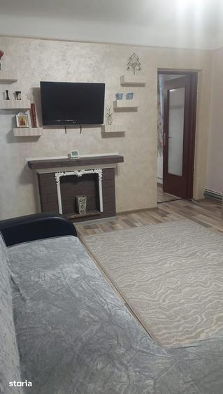 Apartament la inchiriat - zona Podu Ros - 2