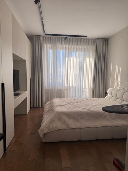 Apartament cu 3 camere decomandat, mobilat în Unirii
