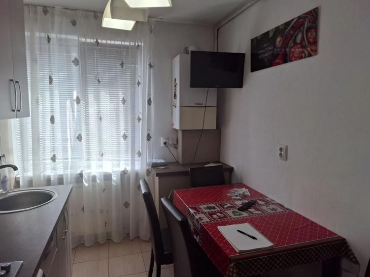 Apartament cu 2 camere decomandat în Terezian
