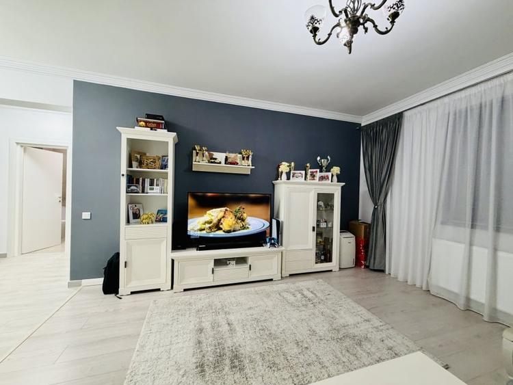Apartament cu 2 camere decomandat în Păcii