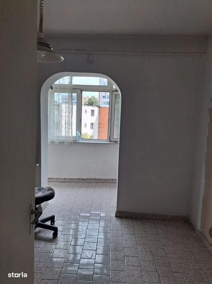 Apartament cu 3 camere decomandat în Exercițiu — fotografia 1