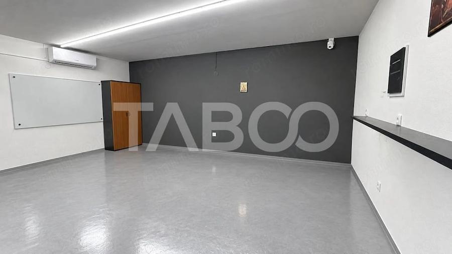 Spațiu comercial, de 80 mp, în Central