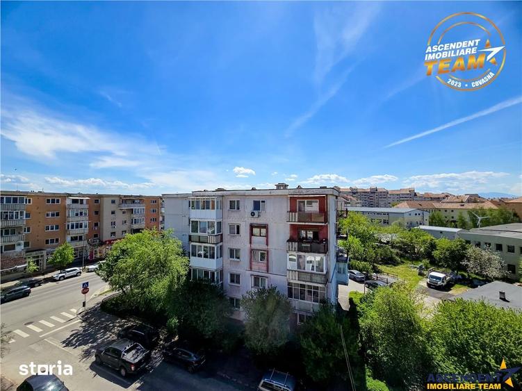 Apartament cu 2 camere decomandat, mobilat în Lenin