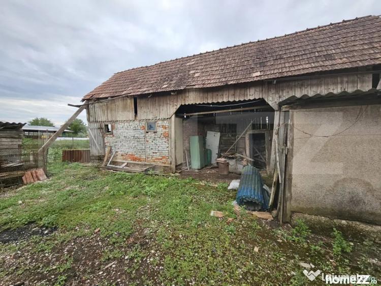 Casă cu 3 camere cu Teren 2698 Mp în Cistei