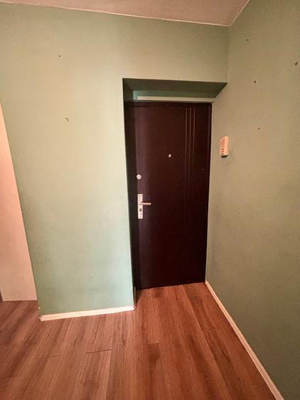 Apartament cu 4 camere decomandat în Iancului