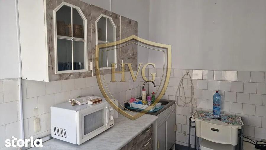 Apartament cu 2 camere decomandat, mobilat în Romană