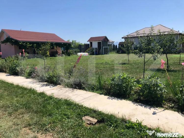 Casă cu 1 camere cu Teren 1000 Mp în Central